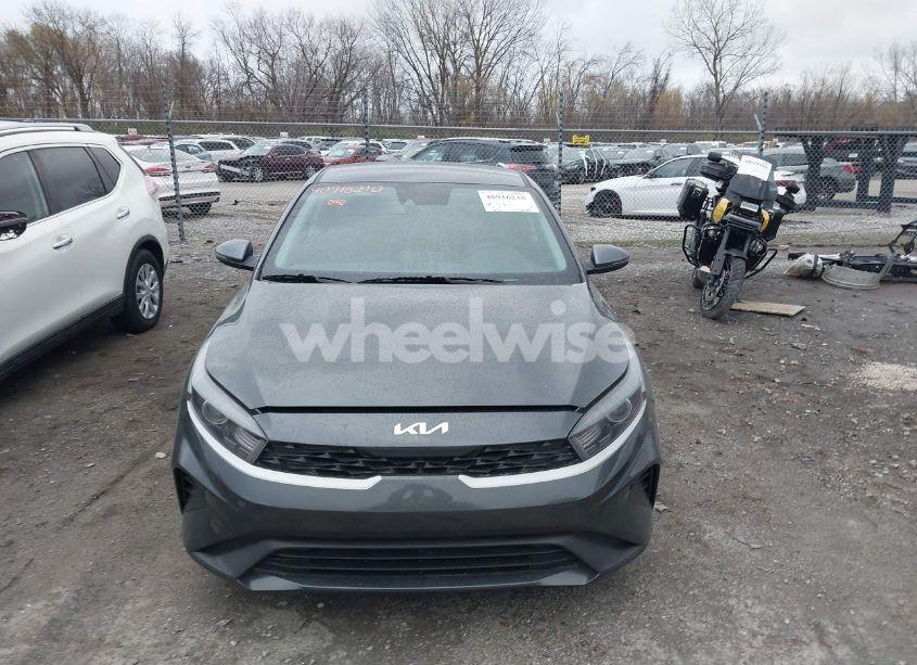 Photo 12 of 2024 Kia Forte LXS (VIN 3KPF24AD7RE840990)