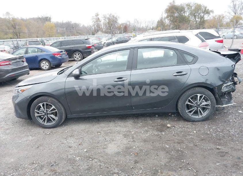 Photo 14 of 2024 Kia Forte LXS (VIN 3KPF24AD7RE840990)