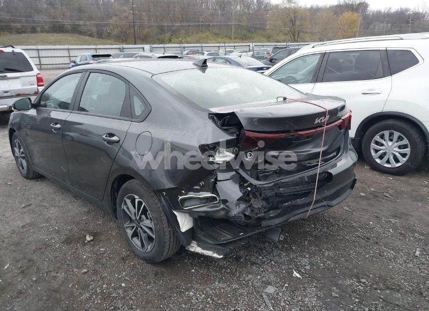 Photo 6 of 2024 Kia Forte LXS (VIN 3KPF24AD7RE840990)