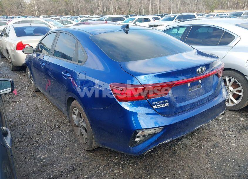 Photo 3 of 2019 Kia Forte LXS (VIN 3KPF24AD8KE016308)