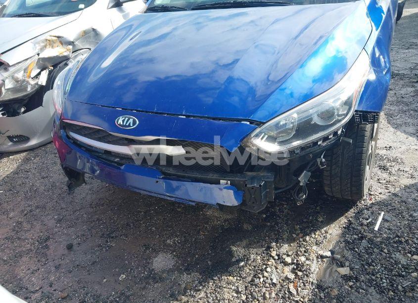 Photo 6 of 2019 Kia Forte LXS (VIN 3KPF24AD8KE016308)