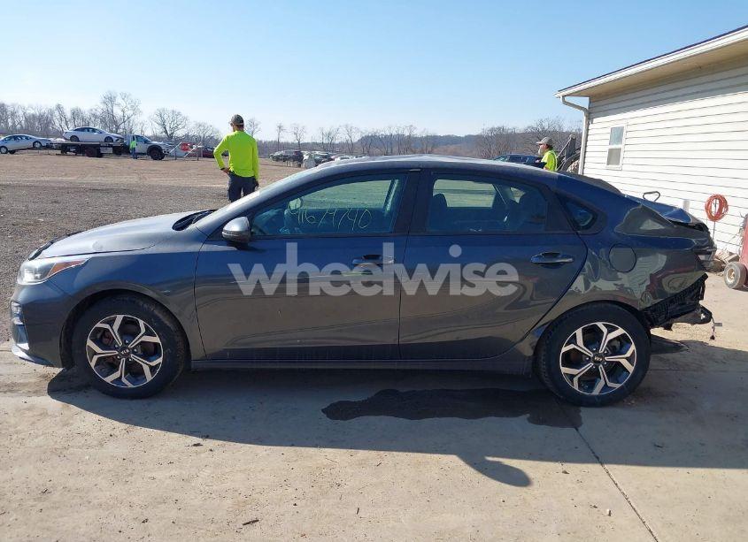Photo 15 of 2019 Kia Forte LXS (VIN 3KPF24AD8KE019810)