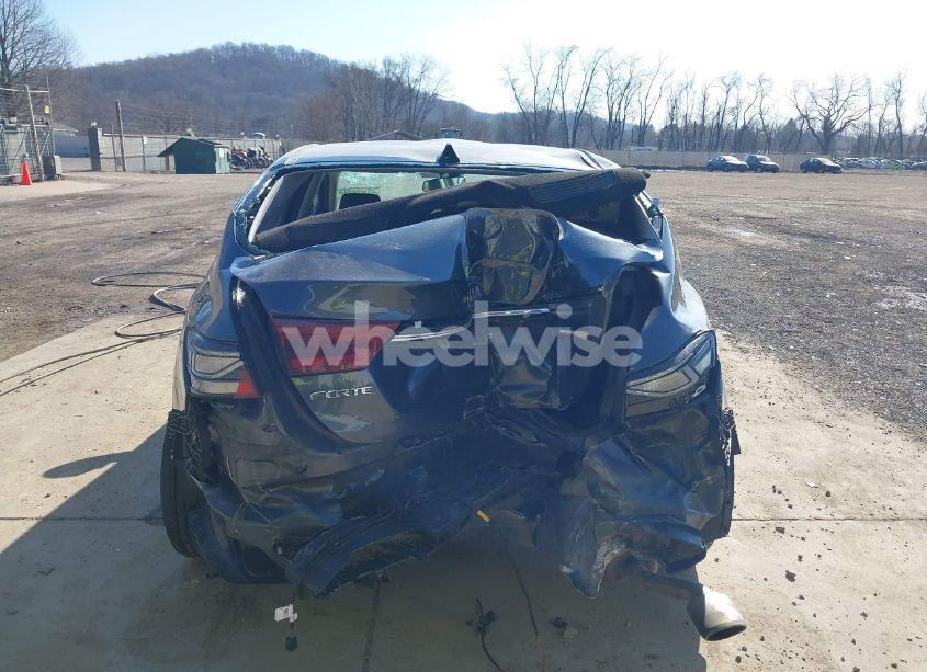 Photo 17 of 2019 Kia Forte LXS (VIN 3KPF24AD8KE019810)