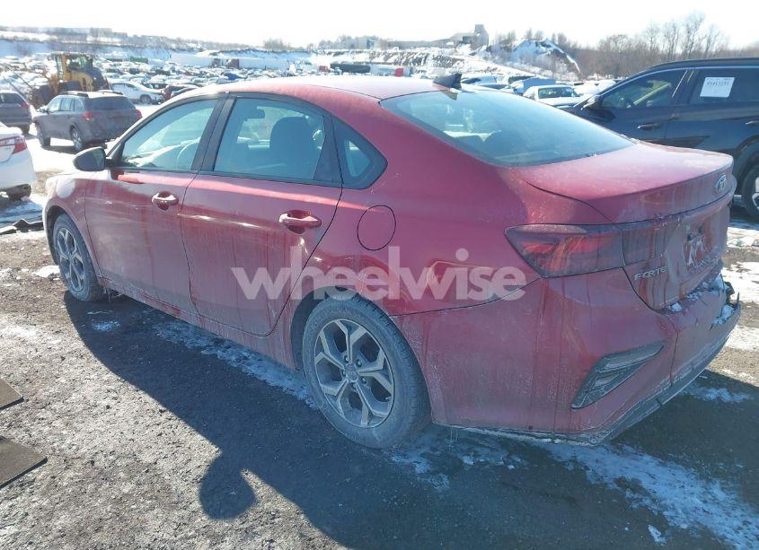 Photo 3 of 2019 Kia Forte LXS (VIN 3KPF24AD8KE022075)