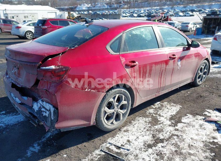 Photo 4 of 2019 Kia Forte LXS (VIN 3KPF24AD8KE022075)