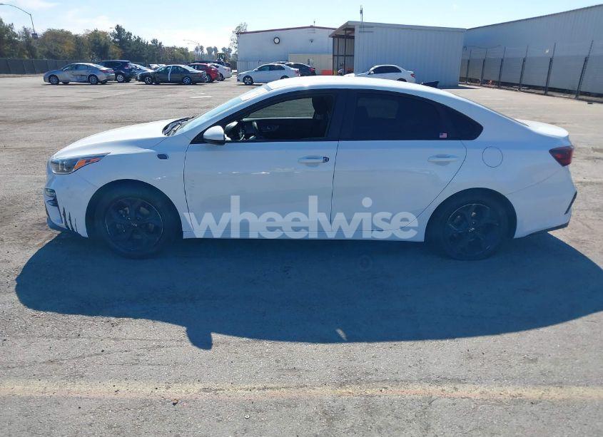 Photo 13 of 2019 Kia Forte LXS (VIN 3KPF24AD8KE038955)