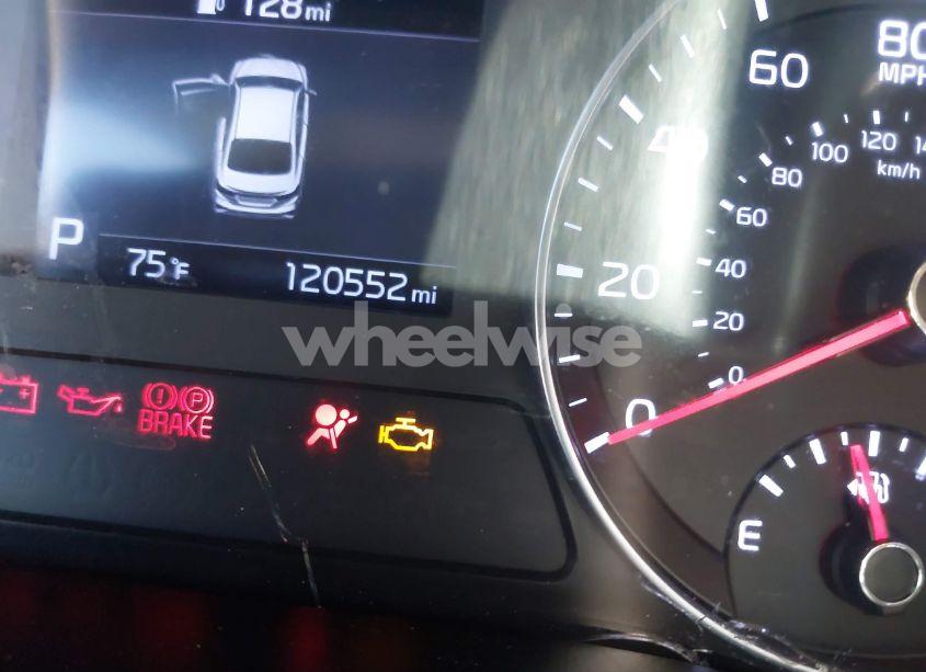 Photo 14 of 2019 Kia Forte LXS (VIN 3KPF24AD8KE038955)