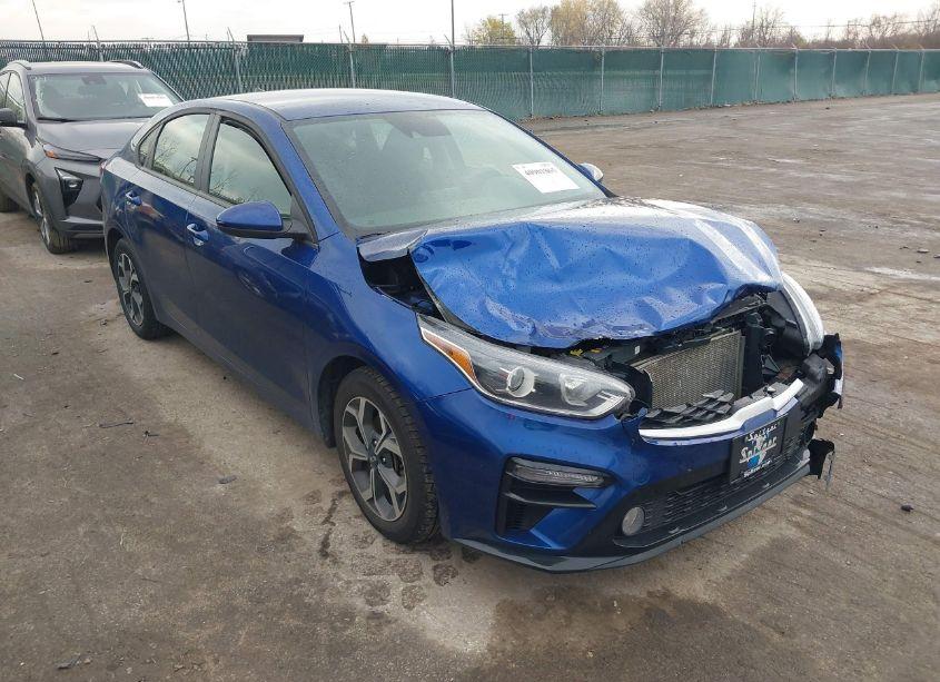 2019 Kia Forte LXS (VIN 3KPF24AD8KE064343) main photo