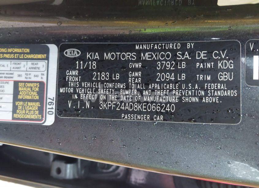 Photo 9 of 2019 Kia Forte LXS (VIN 3KPF24AD8KE066240)