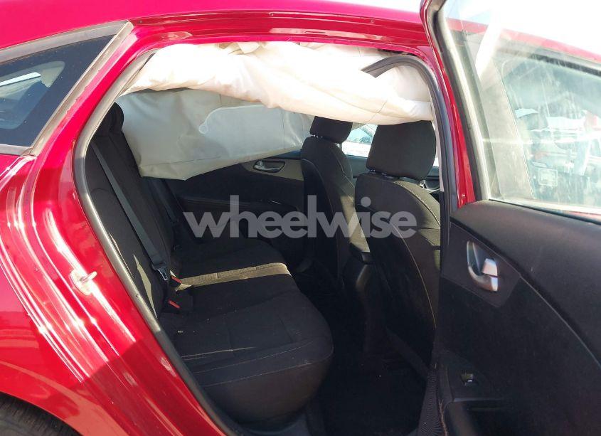 Photo 8 of 2019 Kia Forte LXS (VIN 3KPF24AD8KE068313)