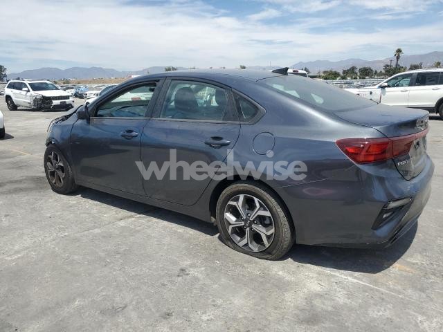Photo 2 of 2019 KIA FORTE FE (VIN 3KPF24AD8KE075830)