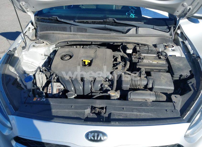 Photo 10 of 2019 Kia Forte LXS (VIN 3KPF24AD8KE090747)