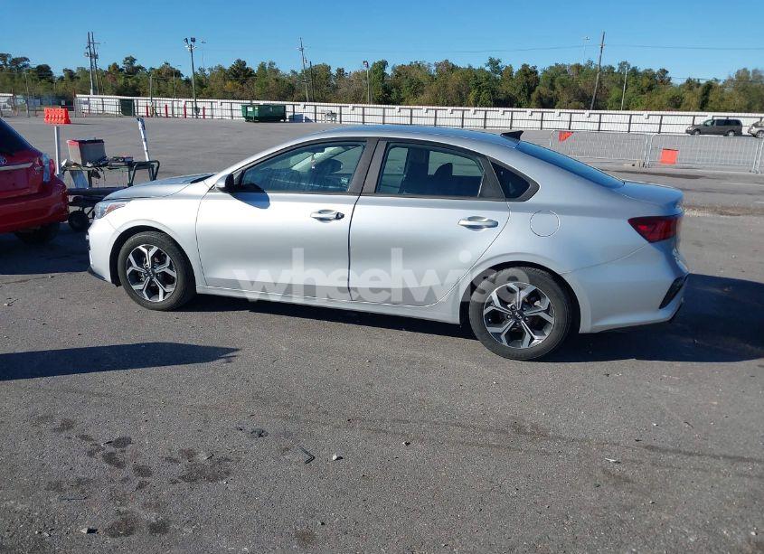 Photo 14 of 2019 Kia Forte LXS (VIN 3KPF24AD8KE090747)