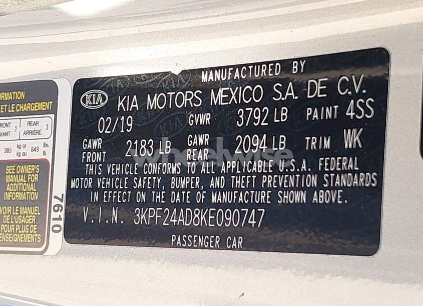 Photo 9 of 2019 Kia Forte LXS (VIN 3KPF24AD8KE090747)