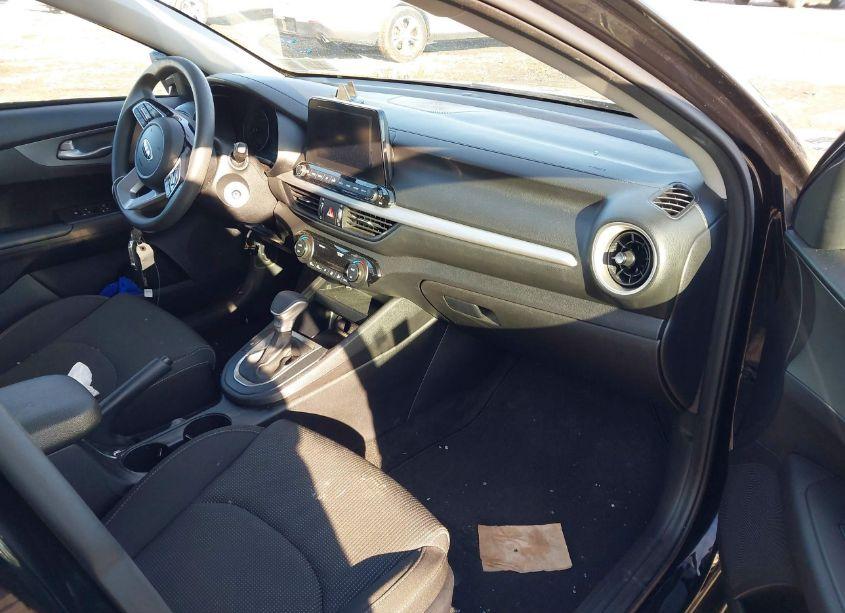 Photo 5 of 2019 Kia Forte LXS (VIN 3KPF24AD8KE099108)