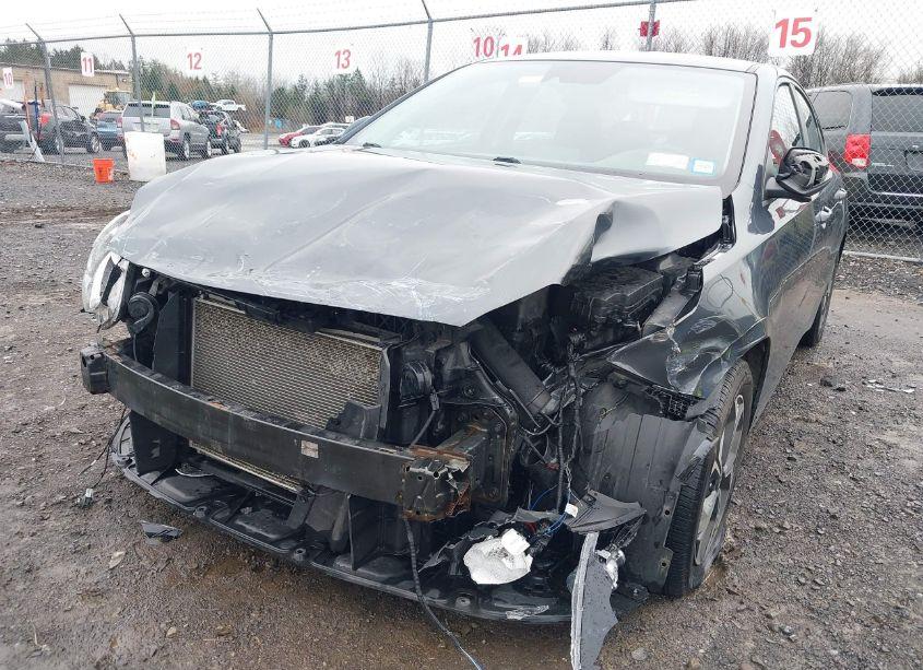 Photo 6 of 2019 Kia Forte LXS (VIN 3KPF24AD8KE103867)