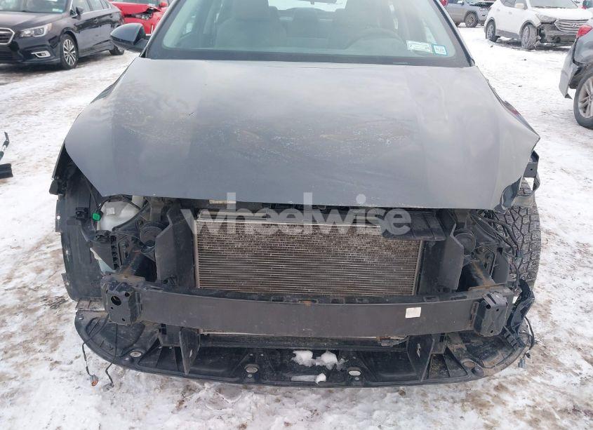 Photo 6 of 2019 Kia Forte LXS (VIN 3KPF24AD8KE105599)