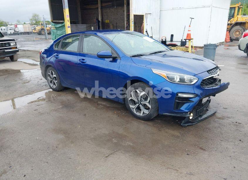 2019 Kia Forte LXS (VIN 3KPF24AD8KE105862) main photo
