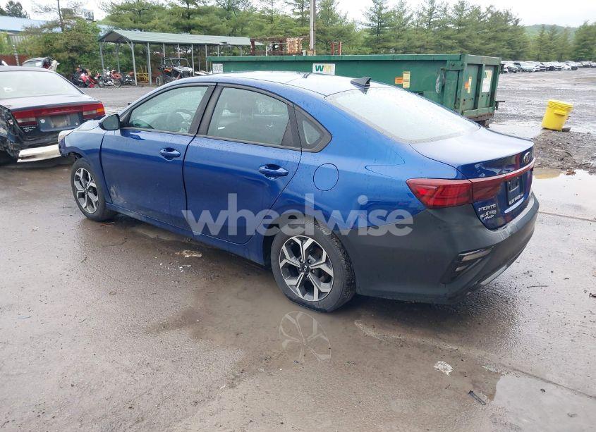 Photo 3 of 2019 Kia Forte LXS (VIN 3KPF24AD8KE105862)