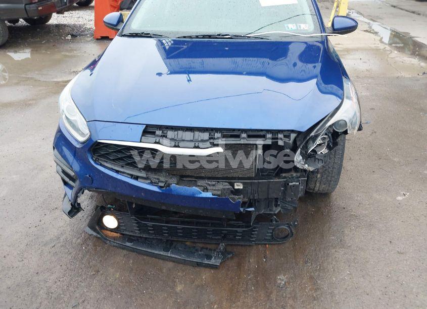 Photo 6 of 2019 Kia Forte LXS (VIN 3KPF24AD8KE105862)