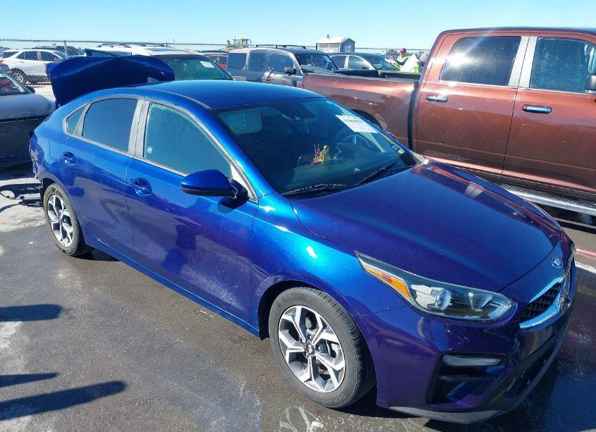 2019 Kia Forte LXS (VIN 3KPF24AD8KE120491) main photo