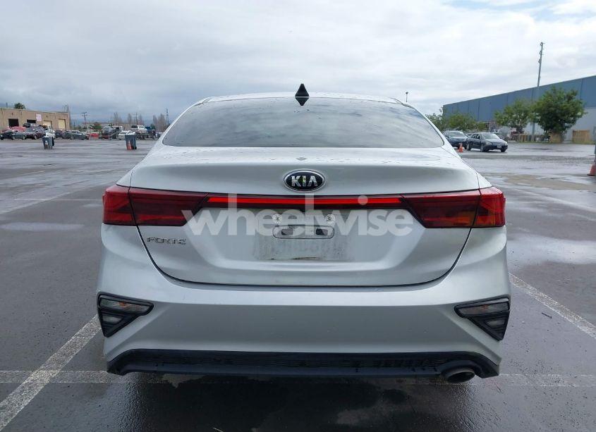 Photo 16 of 2019 Kia Forte LXS (VIN 3KPF24AD8KE126467)