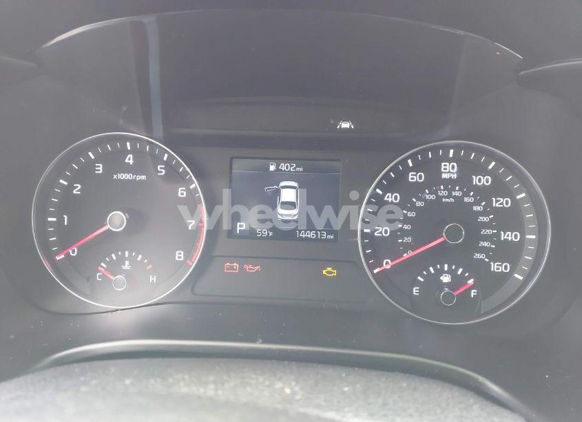 Photo 7 of 2019 Kia Forte LXS (VIN 3KPF24AD8KE126467)