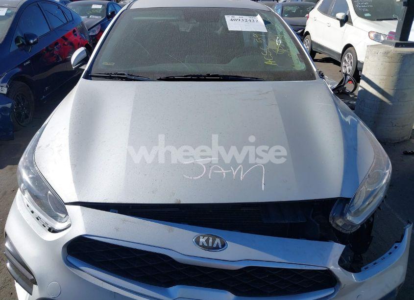 Photo 10 of 2019 Kia Forte LXS (VIN 3KPF24AD8KE137209)