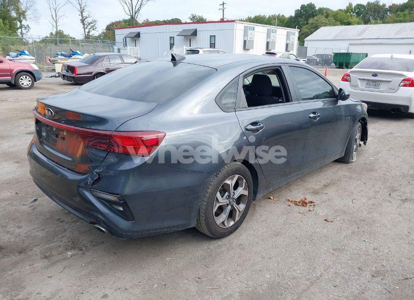 Photo 4 of 2020 Kia Forte LXS (VIN 3KPF24AD8LE143383)