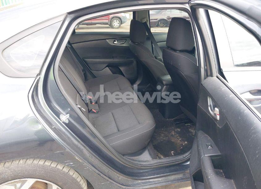 Photo 8 of 2020 Kia Forte LXS (VIN 3KPF24AD8LE143383)