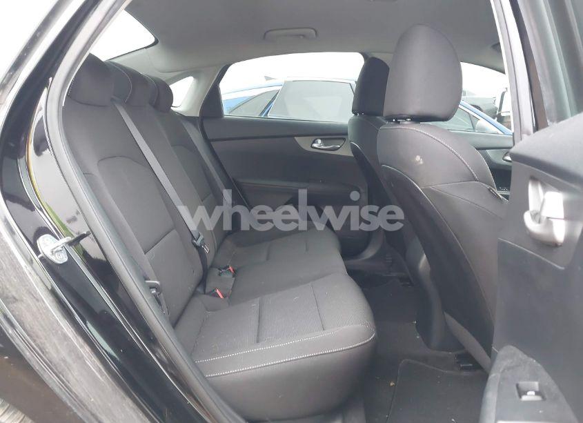 Photo 8 of 2020 Kia Forte LXS (VIN 3KPF24AD8LE155534)