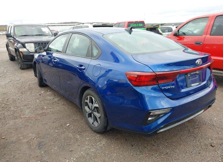 Photo 3 of 2020 Kia Forte LXS (VIN 3KPF24AD8LE156764)