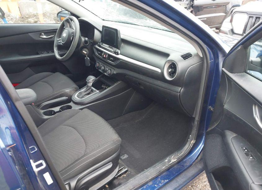 Photo 5 of 2020 Kia Forte LXS (VIN 3KPF24AD8LE156764)