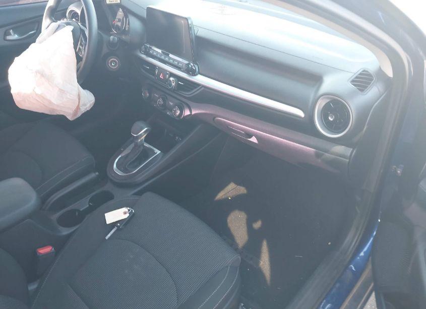 Photo 5 of 2020 Kia Forte LXS (VIN 3KPF24AD8LE163326)