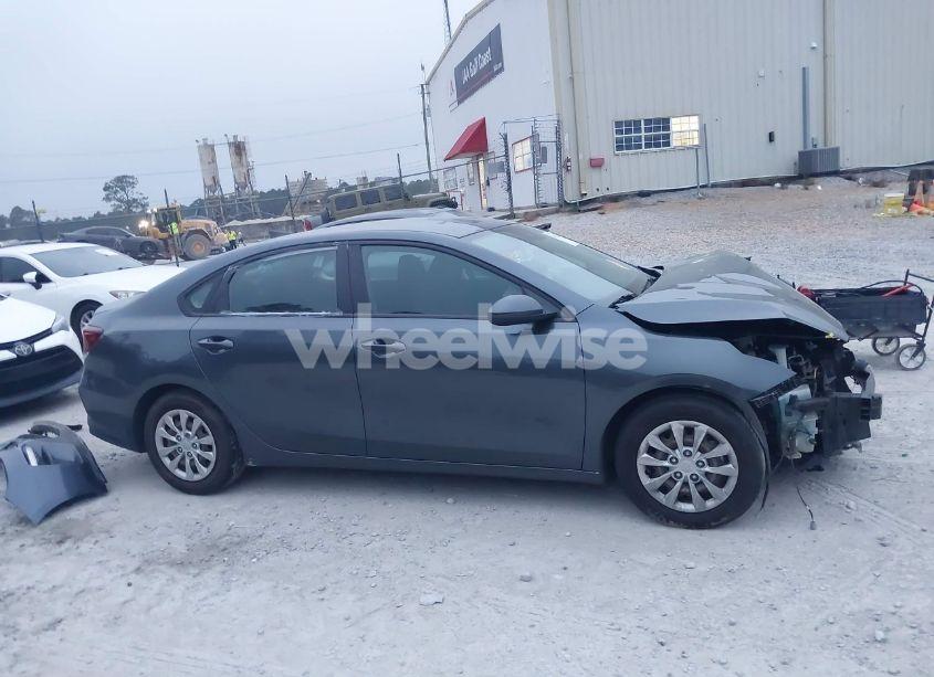 Photo 13 of 2020 Kia Forte FE (VIN 3KPF24AD8LE173807)