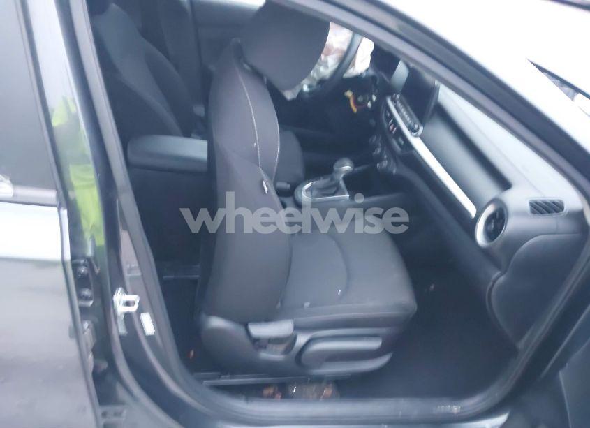 Photo 5 of 2020 Kia Forte FE (VIN 3KPF24AD8LE173807)