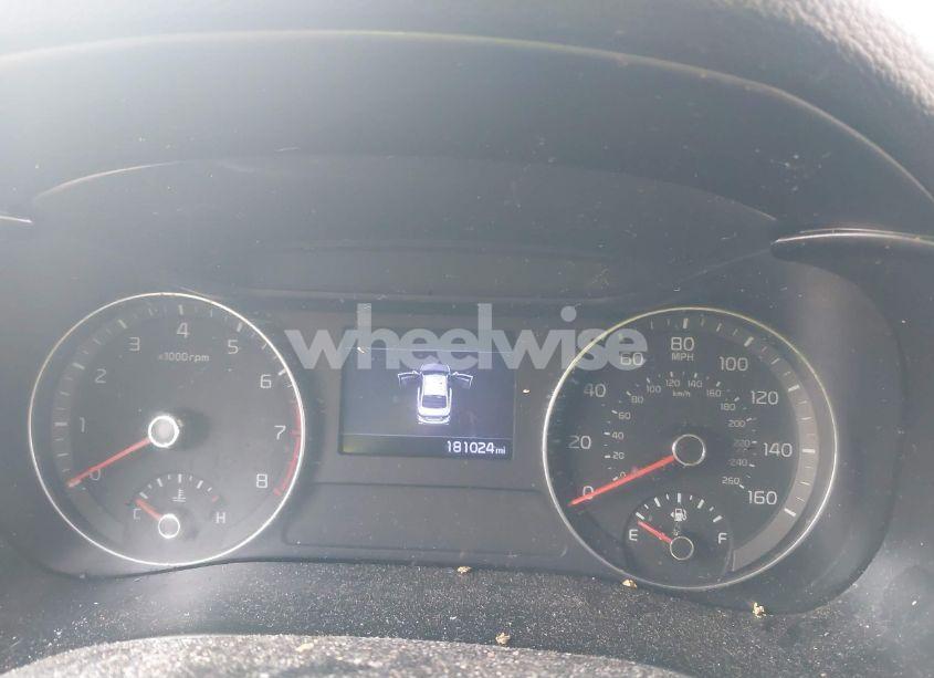 Photo 7 of 2020 Kia Forte LXS (VIN 3KPF24AD8LE187822)