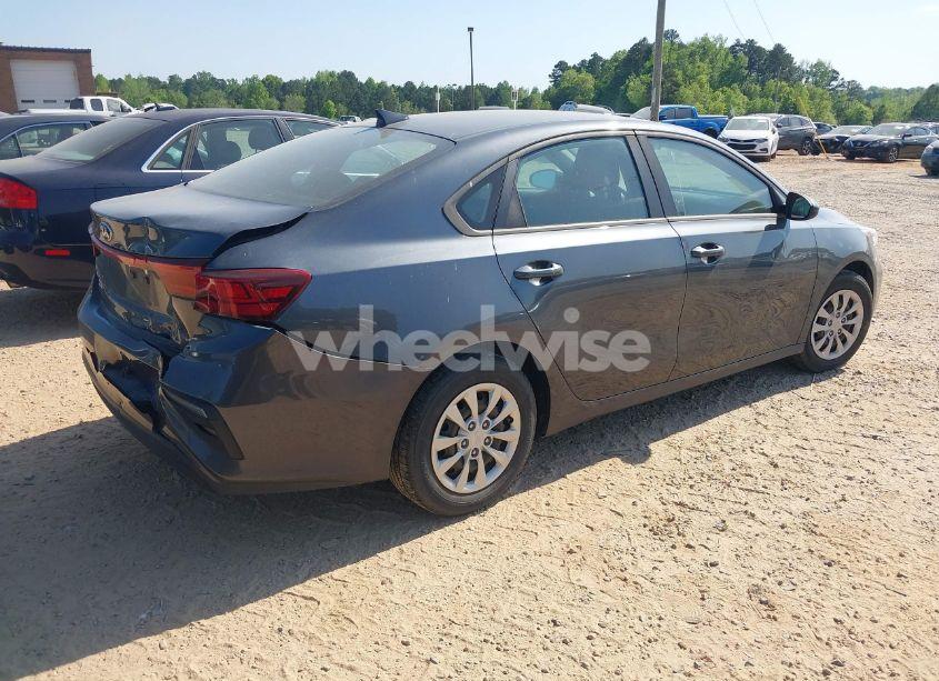 Photo 4 of 2020 Kia Forte FE (VIN 3KPF24AD8LE192311)