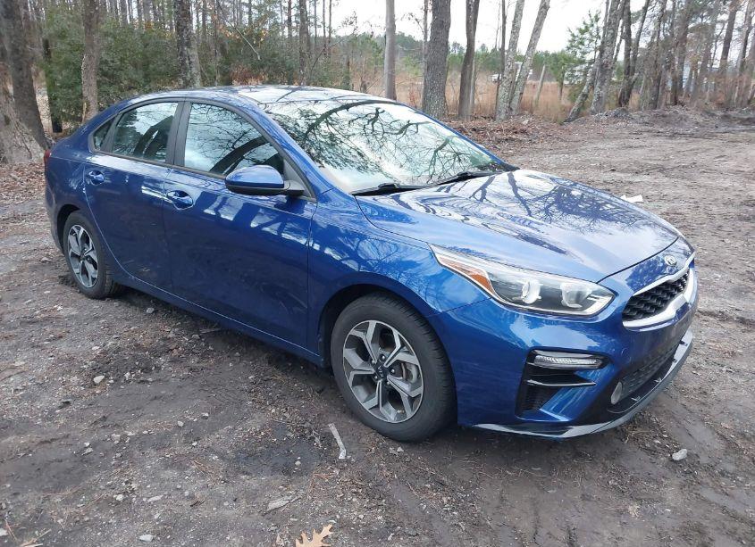 2020 Kia Forte LXS (VIN 3KPF24AD8LE198951) main photo