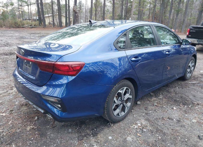 Photo 4 of 2020 Kia Forte LXS (VIN 3KPF24AD8LE198951)