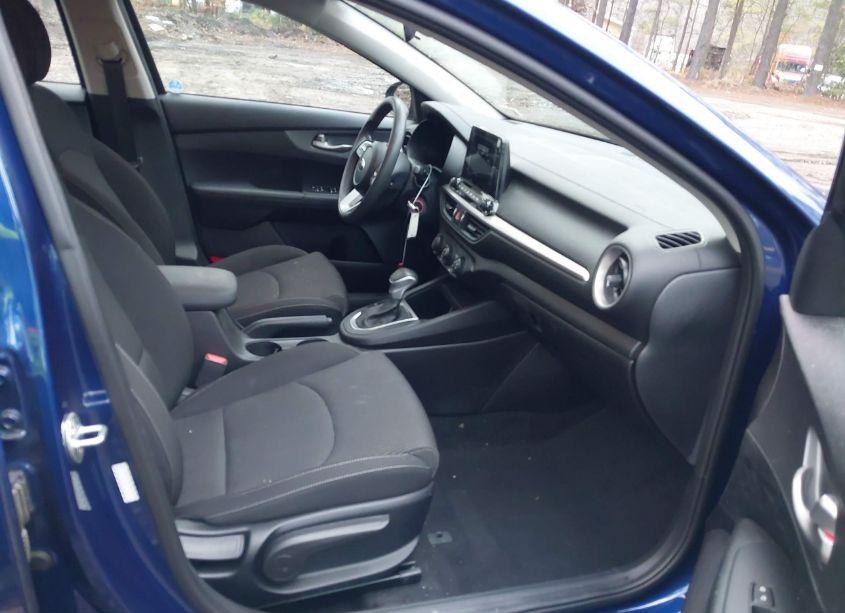 Photo 5 of 2020 Kia Forte LXS (VIN 3KPF24AD8LE198951)