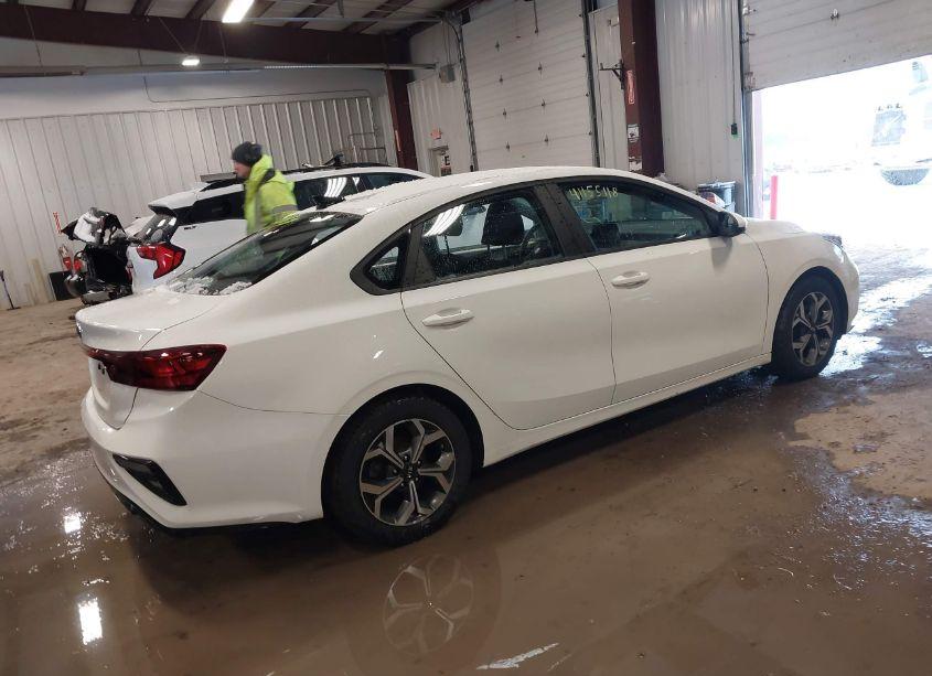 Photo 4 of 2020 Kia Forte LXS (VIN 3KPF24AD8LE221032)