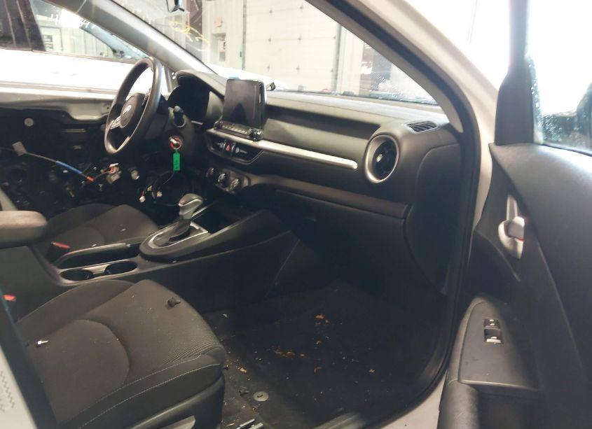 Photo 5 of 2020 Kia Forte LXS (VIN 3KPF24AD8LE221032)