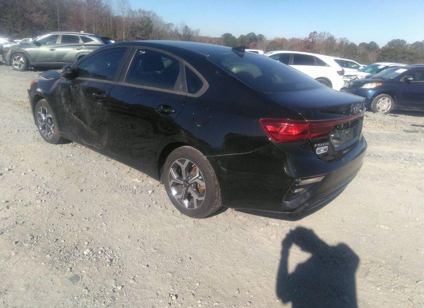 Photo 3 of 2020 Kia Forte LXS (VIN 3KPF24AD8LE240440)