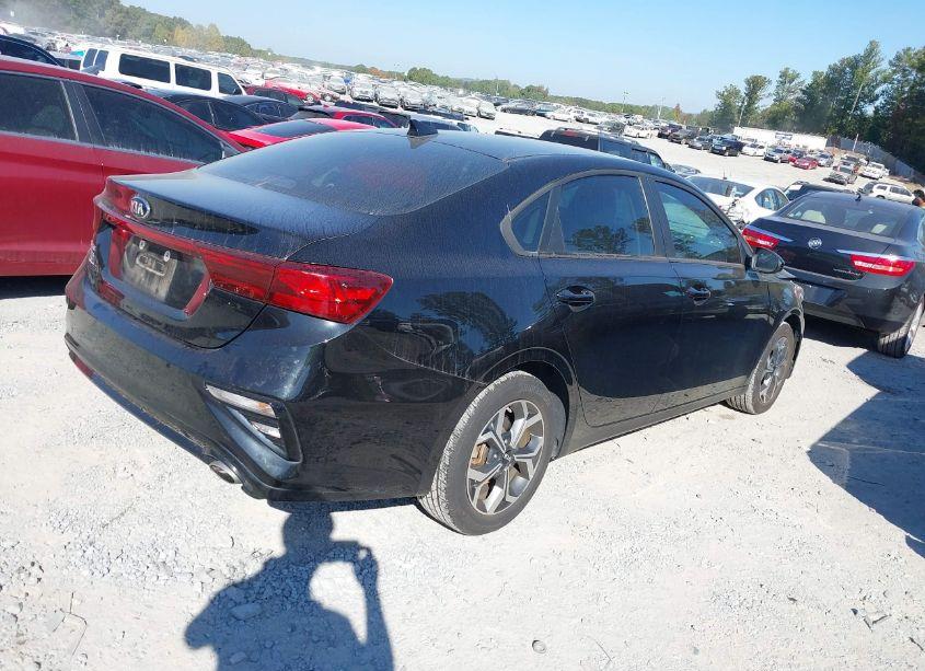 Photo 4 of 2020 Kia Forte LXS (VIN 3KPF24AD8LE240440)