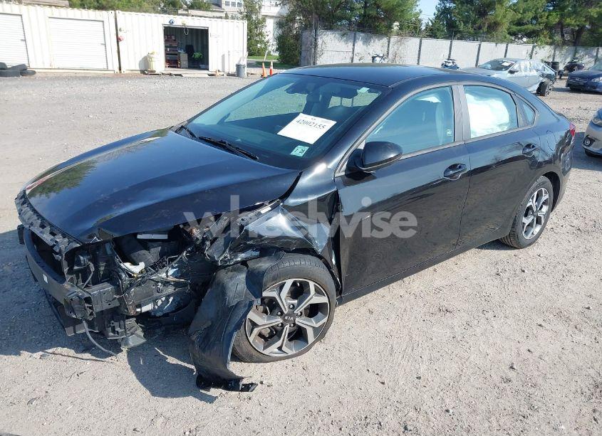 Photo 2 of 2020 Kia Forte LXS (VIN 3KPF24AD8LE243998)
