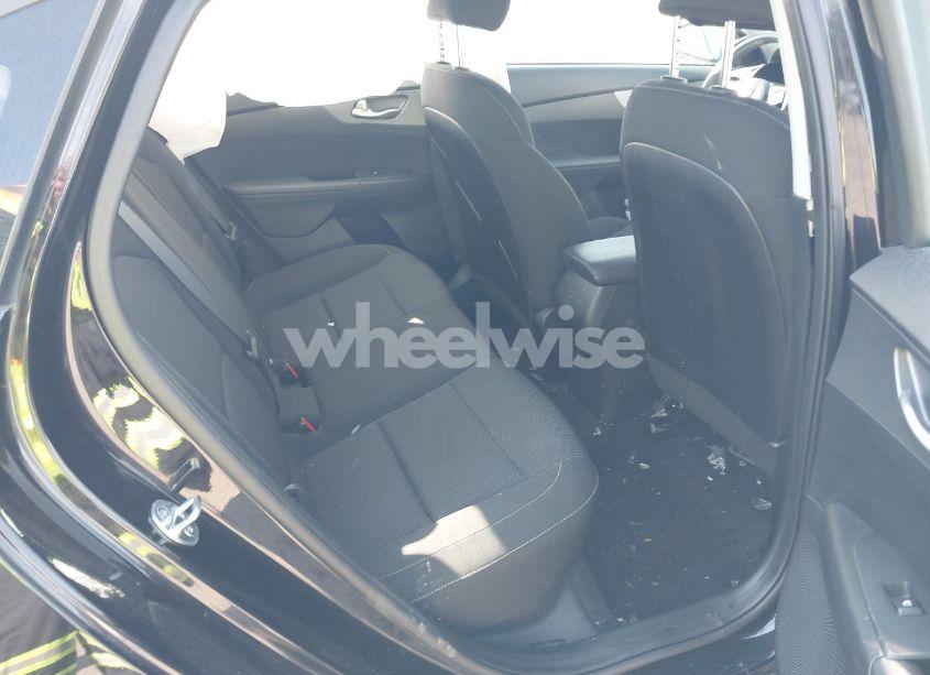 Photo 8 of 2020 Kia Forte LXS (VIN 3KPF24AD8LE243998)