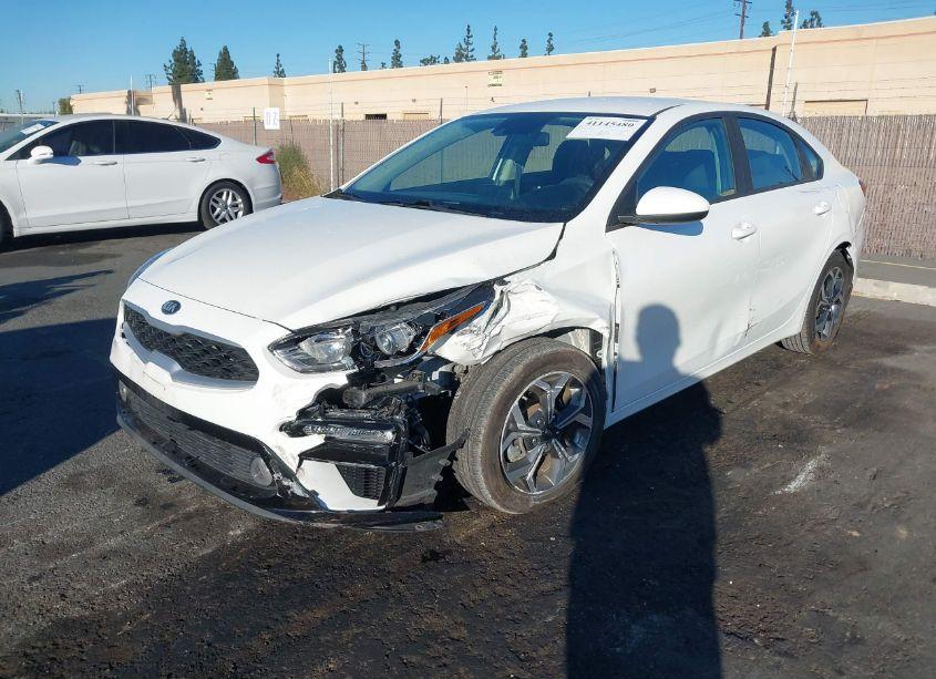 Photo 2 of 2020 Kia Forte LXS (VIN 3KPF24AD8LE257030)