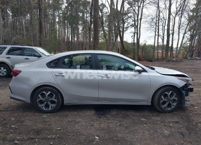 Photo 13 of 2021 Kia Forte LXS (VIN 3KPF24AD8ME263153)