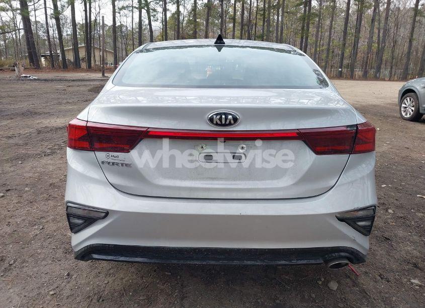 Photo 16 of 2021 Kia Forte LXS (VIN 3KPF24AD8ME263153)